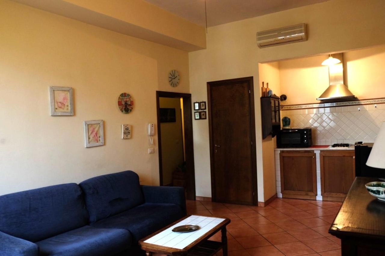 Iris Casa Vacanza Apartment Firenze Bagian luar foto